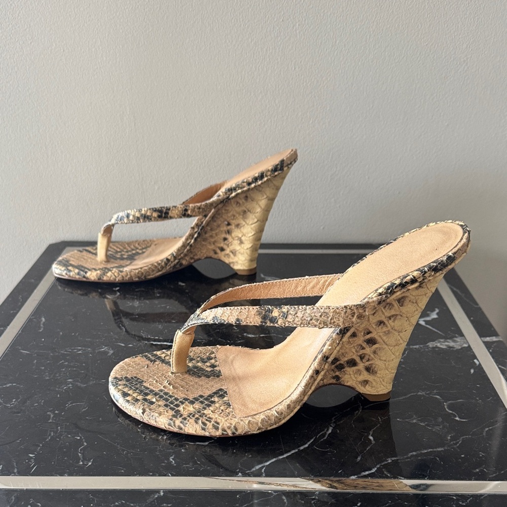 Yeezy Snakeskin Thong Wedge Sandals - Tan and Cream Python 9 39 RARE